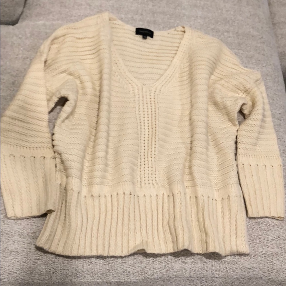 MAJORELLE Cream V-Neck Knit Sweater